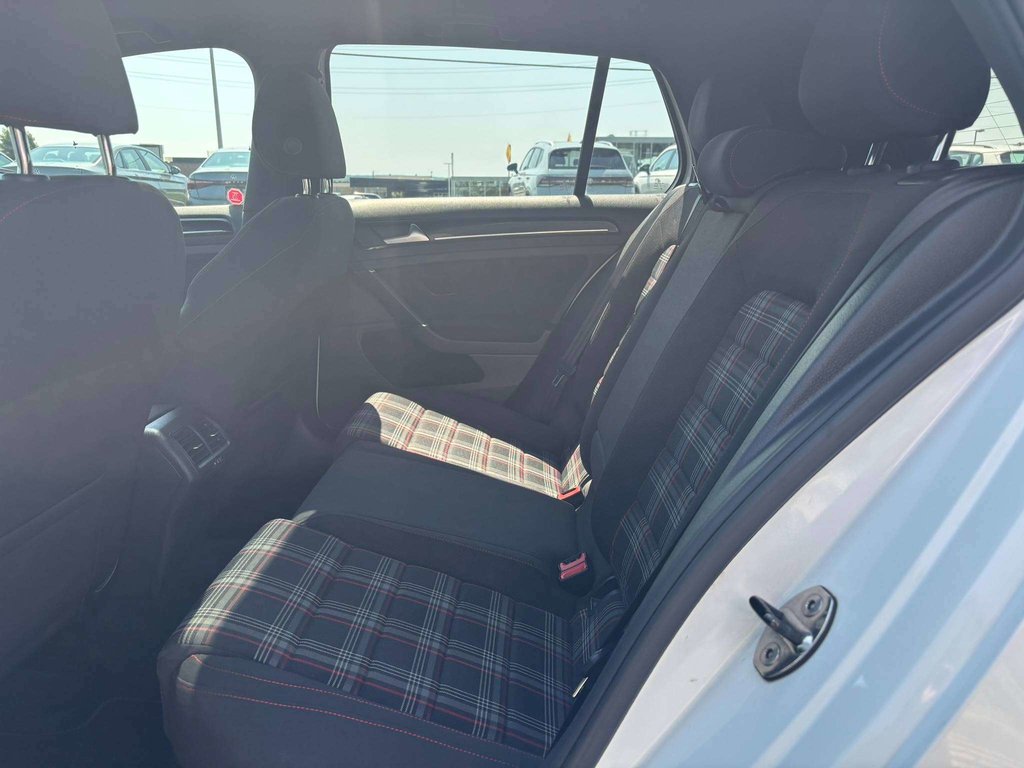 Volkswagen Golf GTI Autobahn 2015 à Saint-Georges, Québec - 8 - w1024h768px