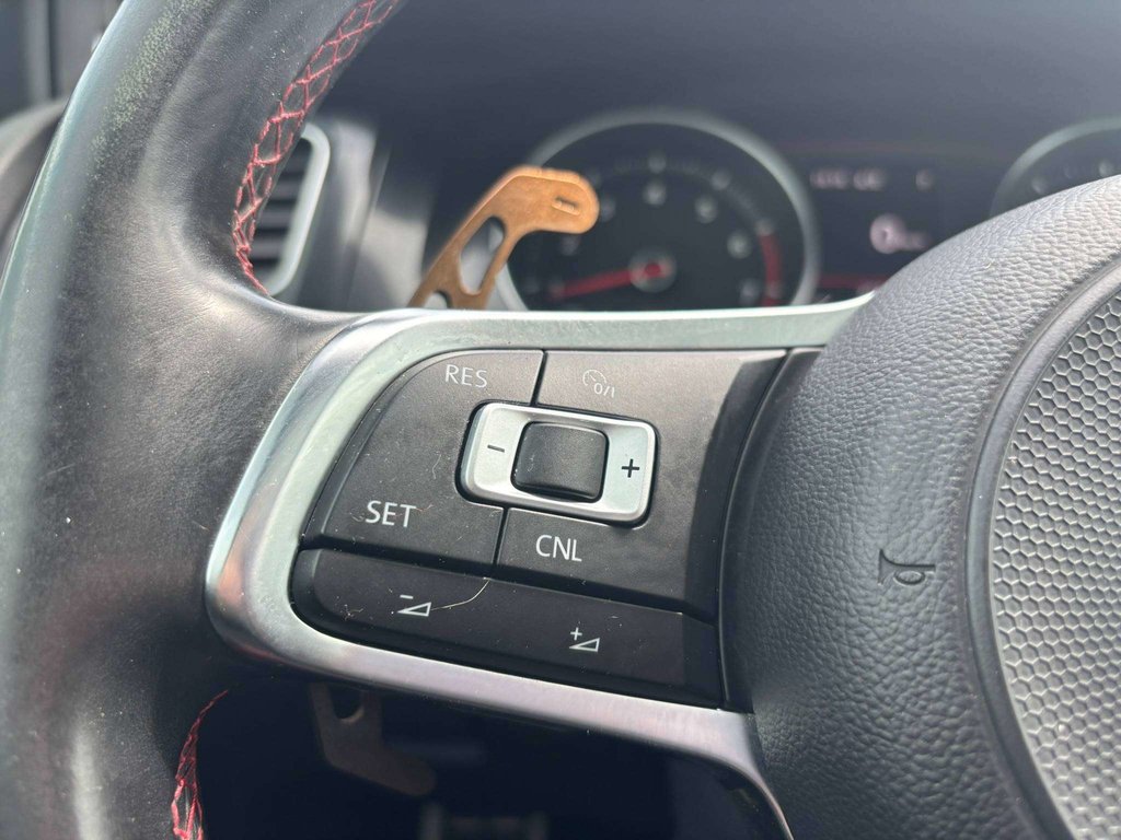 2017 Volkswagen Golf GTI Autobahn in Saint-Georges, Quebec - 13 - w1024h768px
