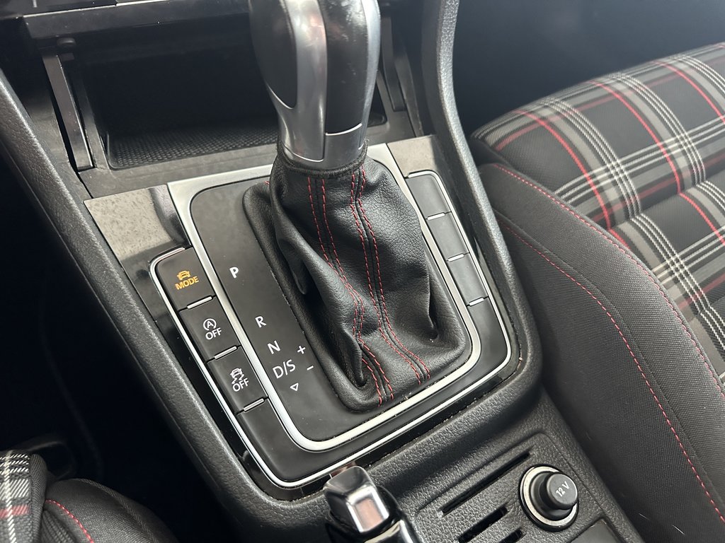 2019  Golf GTI Auto in Saint-Georges, Quebec - 17 - w1024h768px