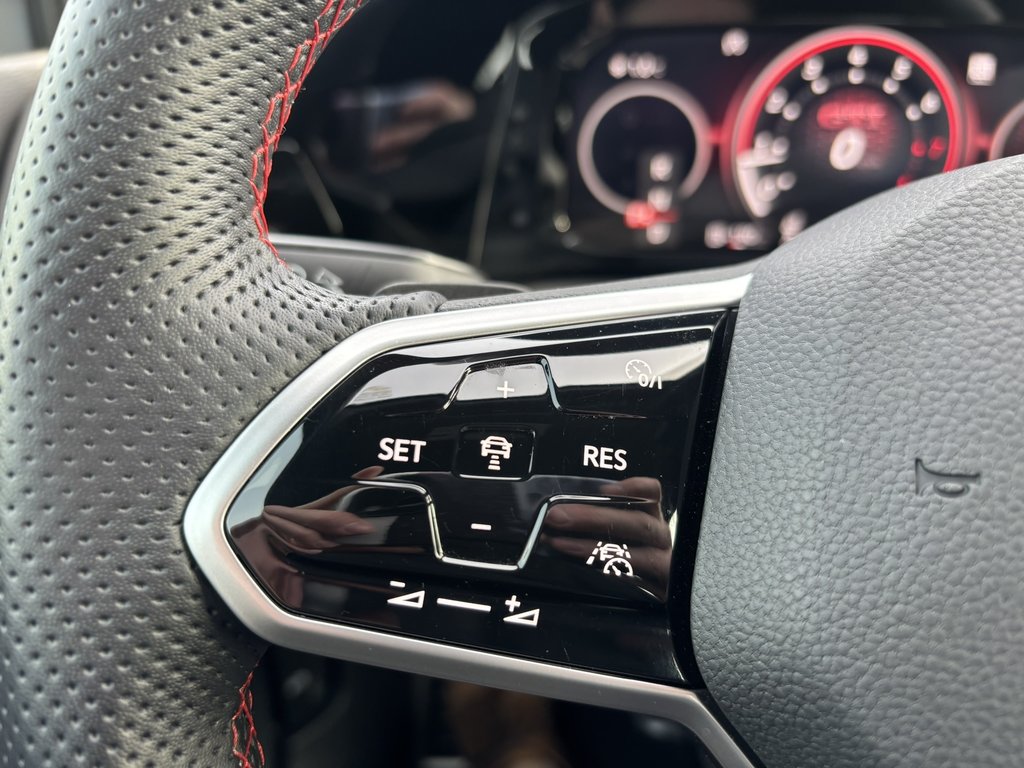 2023 Volkswagen Golf GTI Performance Auto in Saint-Georges, Quebec - 16 - w1024h768px
