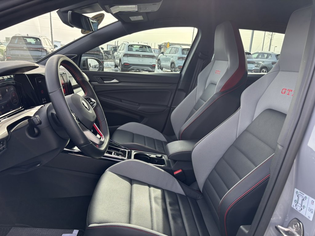 2023 Volkswagen Golf GTI Performance Auto in Saint-Georges, Quebec - 12 - w1024h768px