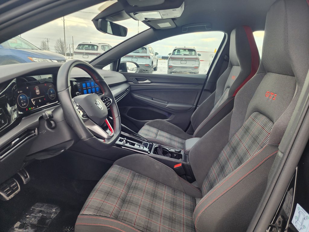 2024 Volkswagen Golf GTI Auto in Saint-Georges, Quebec - 9 - w1024h768px