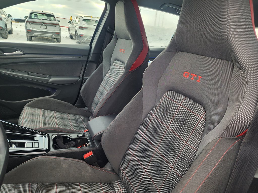 2024 Volkswagen Golf GTI Auto in Saint-Georges, Quebec - 10 - w1024h768px