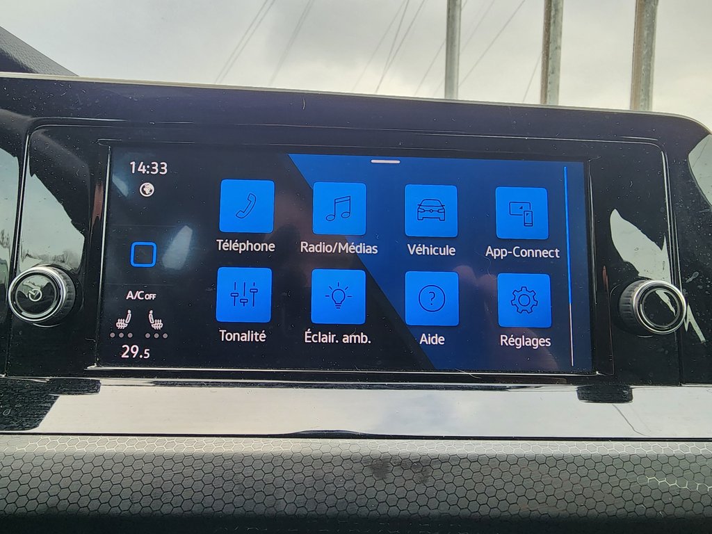 2024 Volkswagen Golf GTI Auto in Saint-Georges, Quebec - 11 - w1024h768px