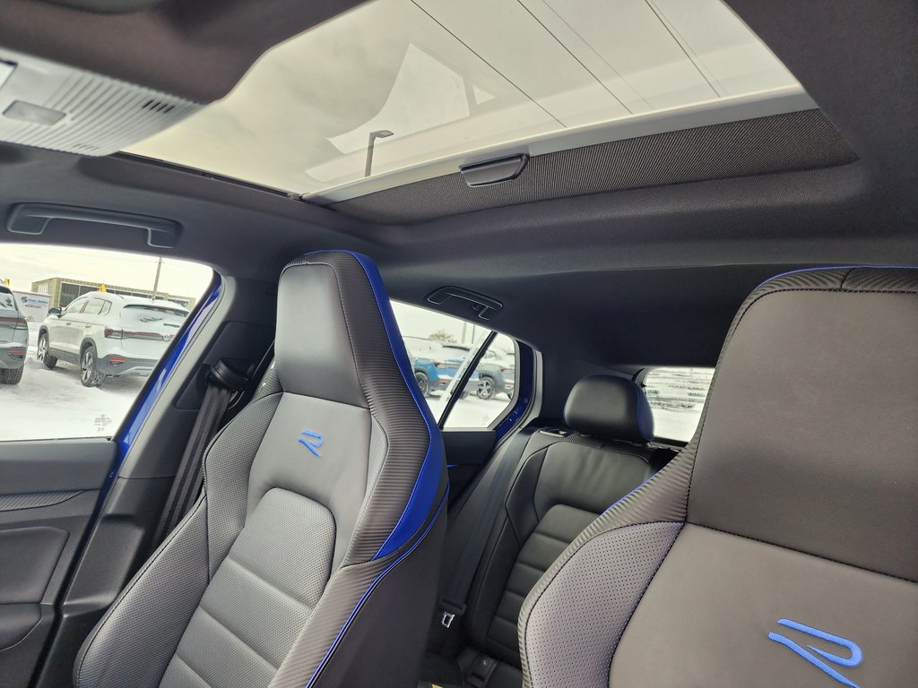 Volkswagen Golf R DSG 2024 à Saint-Georges, Québec - 10 - w1024h768px