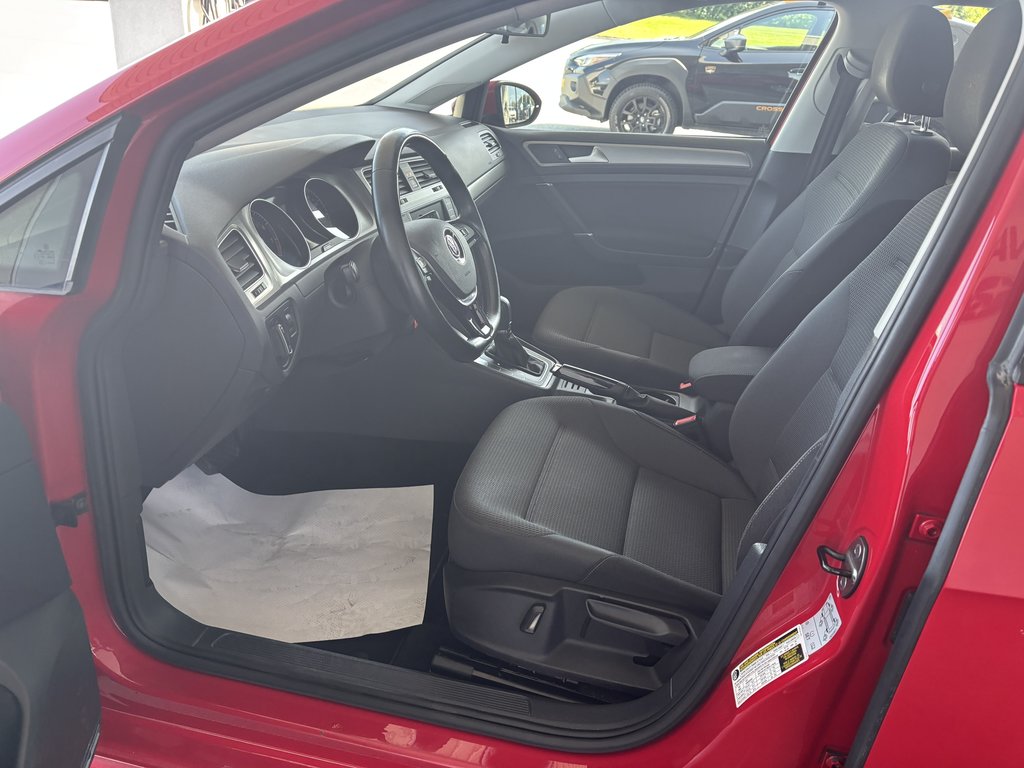 2016 Volkswagen Golf 5dr HB Auto 1.8 TSI Trendline in Saint-Georges, Quebec - 11 - w1024h768px