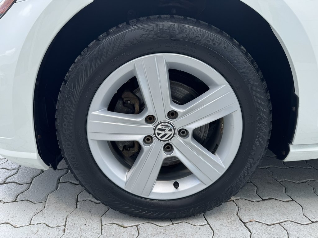 Volkswagen Golf Comfortline 5-door Auto 2018 à Saint-Georges, Québec - 18 - w1024h768px