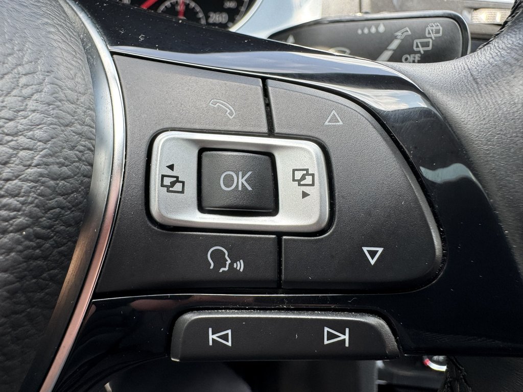 Volkswagen Golf Comfortline 5-door Auto 2018 à Saint-Georges, Québec - 16 - w1024h768px