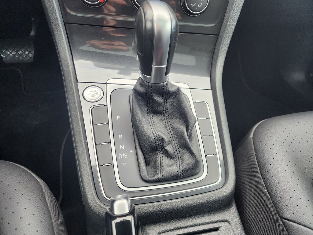 2018 Volkswagen Golf Comfortline 5-door Auto in Saint-Georges, Quebec - 14 - w1024h768px