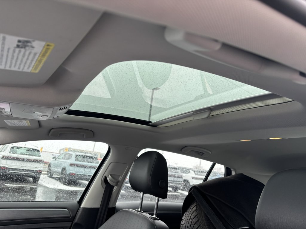 Volkswagen Golf Comfortline 5-door Manual 2018 à Saint-Georges, Québec - 7 - w1024h768px