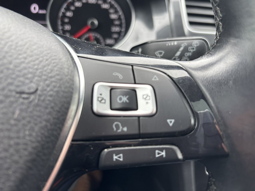 Volkswagen Golf Comfortline 5-door Manual 2018 à Saint-Georges, Québec - 9 - w1024h768px
