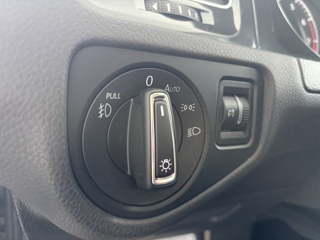 2019 Volkswagen Golf Highline 5dr Auto in Saint-Georges, Quebec - 19 - w1024h768px