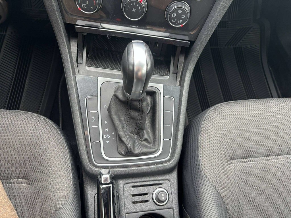 2019 Volkswagen Golf Comfortline in Saint-Georges, Quebec - 15 - w1024h768px