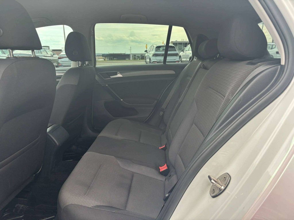 Volkswagen Golf Comfortline 2020 à Saint-Georges, Québec - 8 - w1024h768px