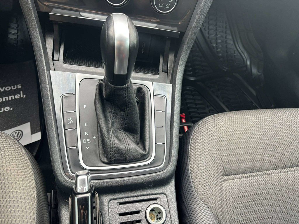 Volkswagen Golf Comfortline 2020 à Saint-Georges, Québec - 16 - w1024h768px