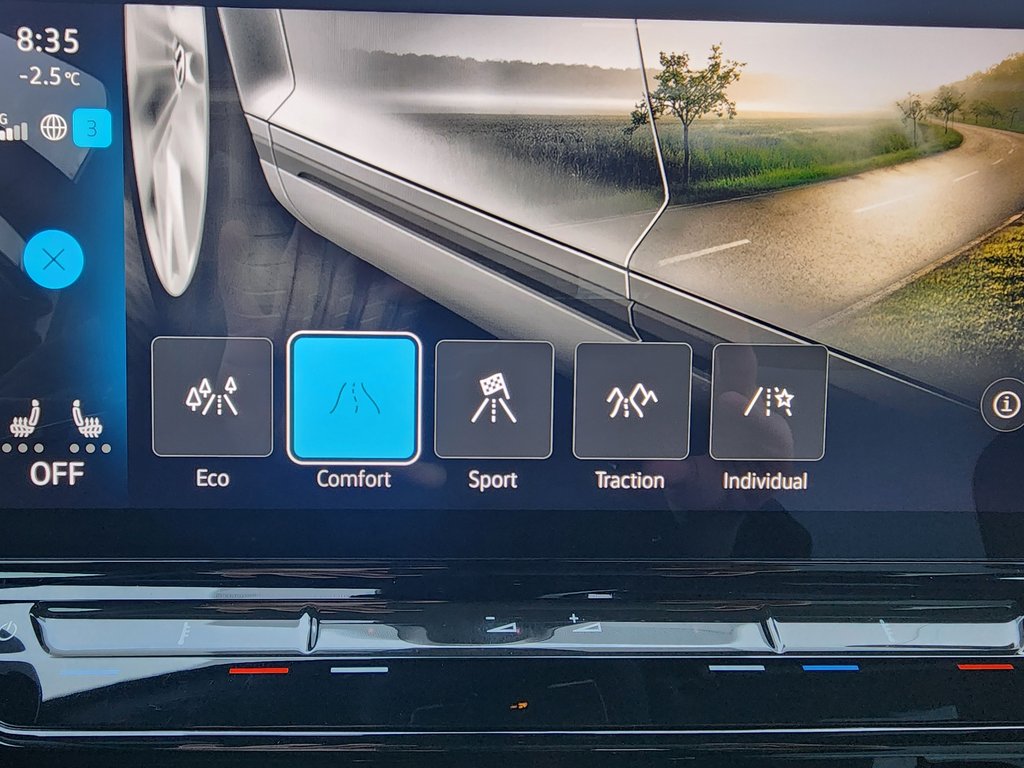 2023 Volkswagen ID.4 Pro AWD w-SK On Battery in Saint-Georges, Quebec - 16 - w1024h768px