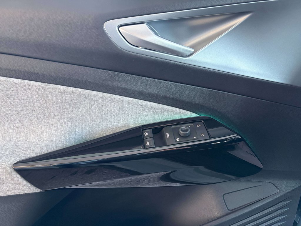 Volkswagen ID.4 ÉLECTRIQUE 2023 à Saint-Georges, Québec - 24 - w1024h768px