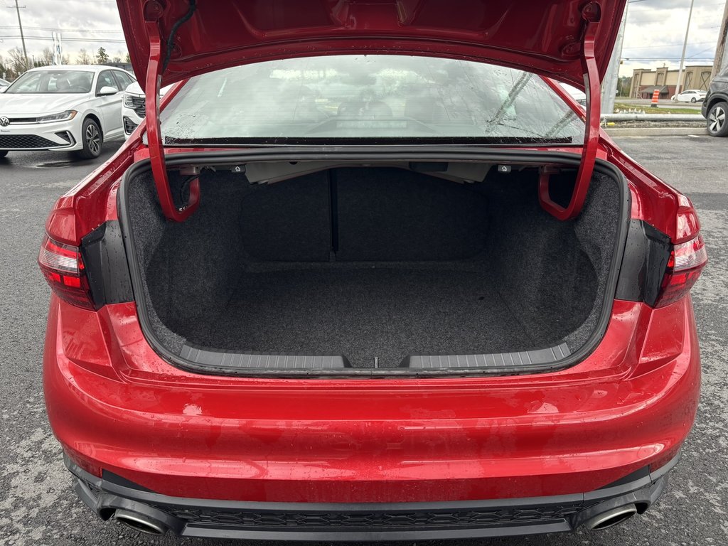 Volkswagen Jetta GLI DSG 2024 à Saint-Georges, Québec - 7 - w1024h768px