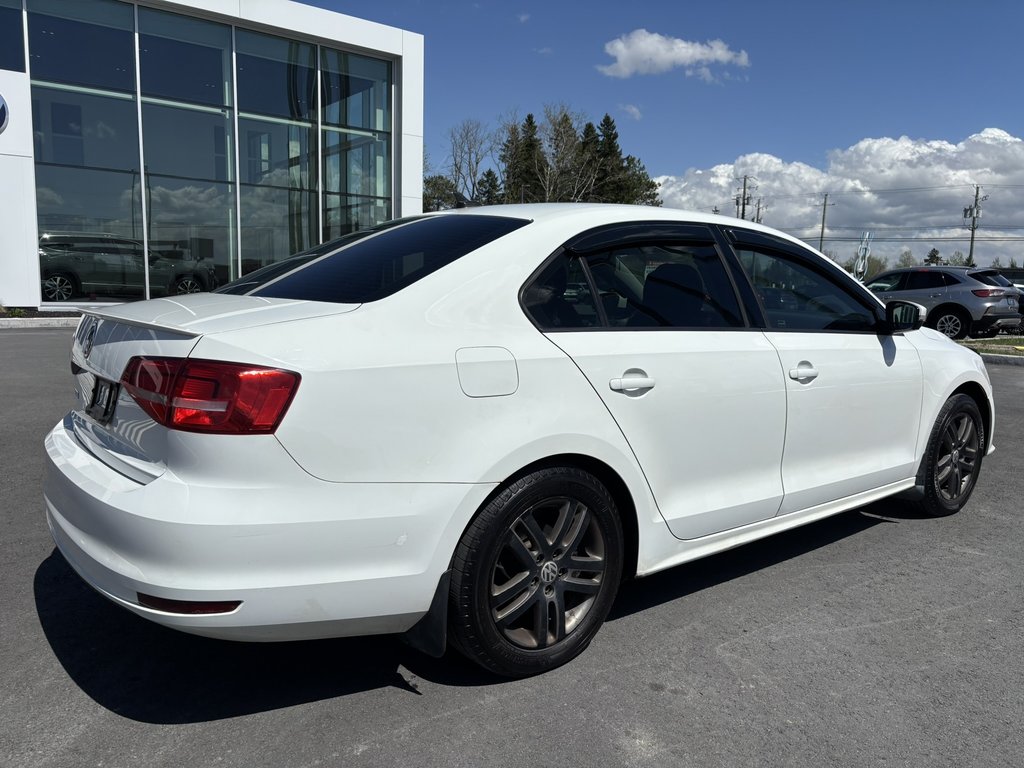 2015 Volkswagen Jetta Sedan 4dr 2.0L Man Trendline+ in Saint-Georges, Quebec - 6 - w1024h768px
