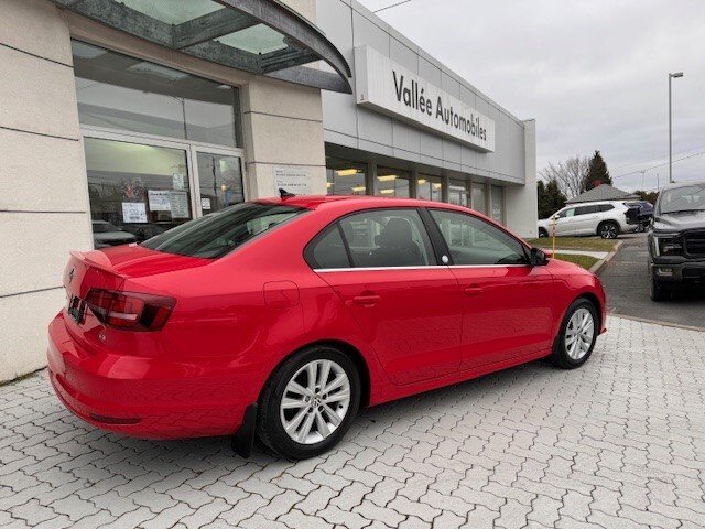 Jetta Sedan 4dr 1.4 TSI Man Wolfsburg Edition 2017 à Saint-Georges, Québec - 2 - w1024h768px