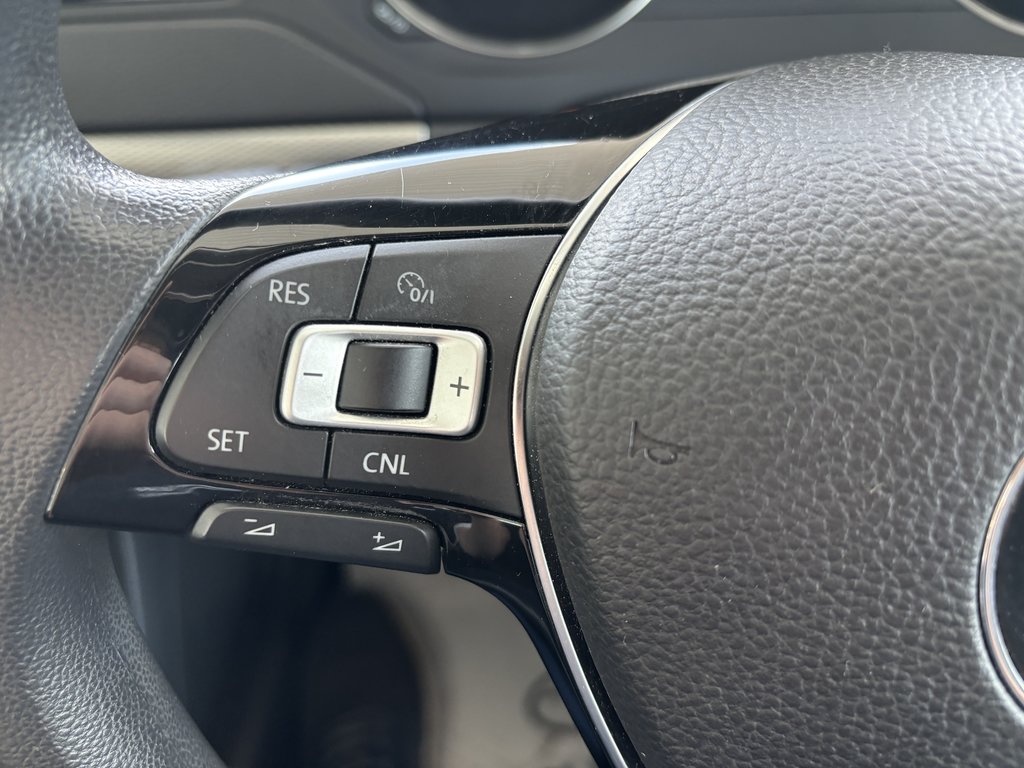 Volkswagen Jetta Sedan 4dr 1.4 TSI Auto Trendline+ 2017 à Saint-Georges, Québec - 14 - w1024h768px