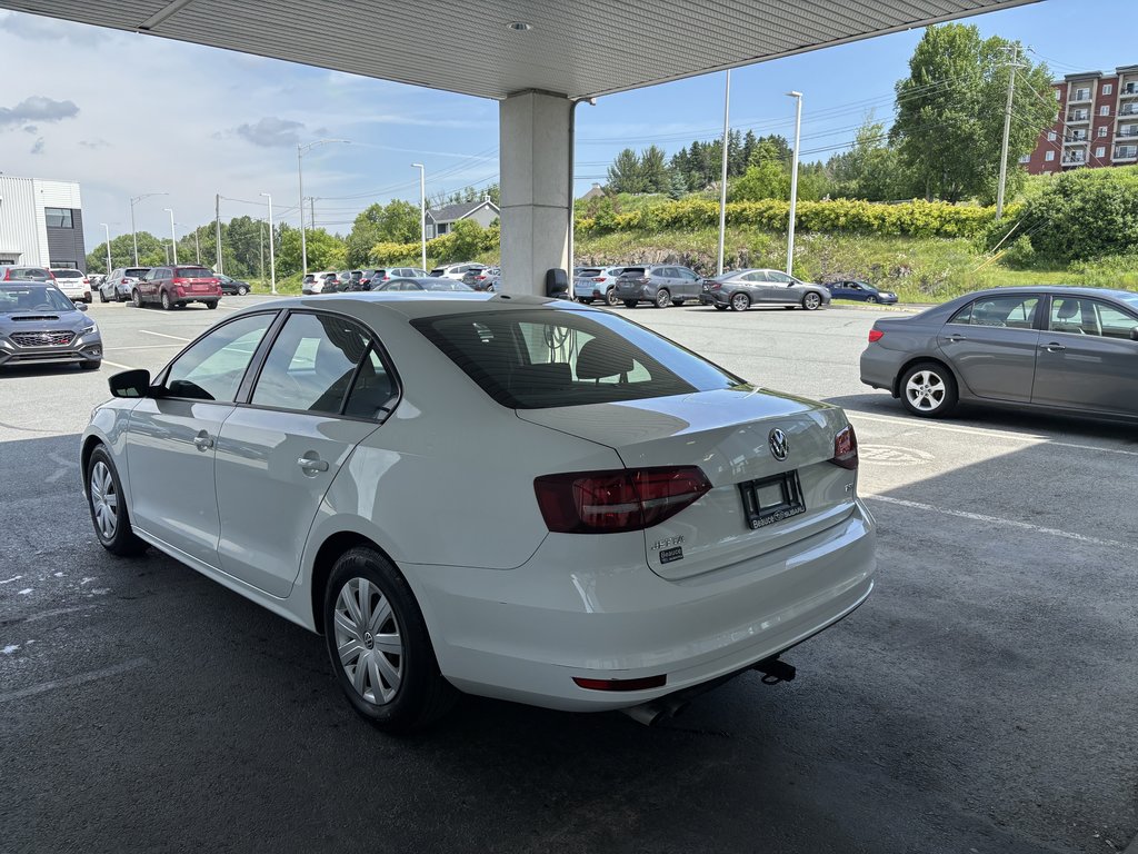 Volkswagen Jetta Sedan 4dr 1.4 TSI Auto Trendline+ 2017 à Saint-Georges, Québec - 5 - w1024h768px