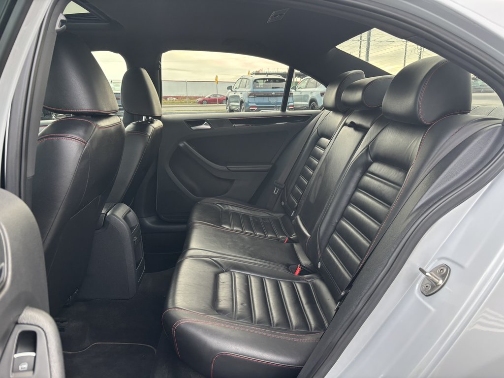 Volkswagen Jetta Sedan 4dr 2.0 TSI Man GLI Autobahn 2017 à Saint-Georges, Québec - 21 - w1024h768px