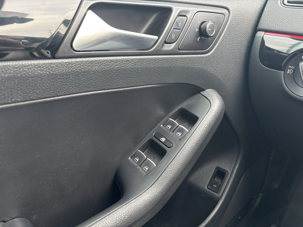 Volkswagen Jetta Sedan 4dr 2.0 TSI Man GLI Autobahn 2017 à Saint-Georges, Québec - 20 - w1024h768px