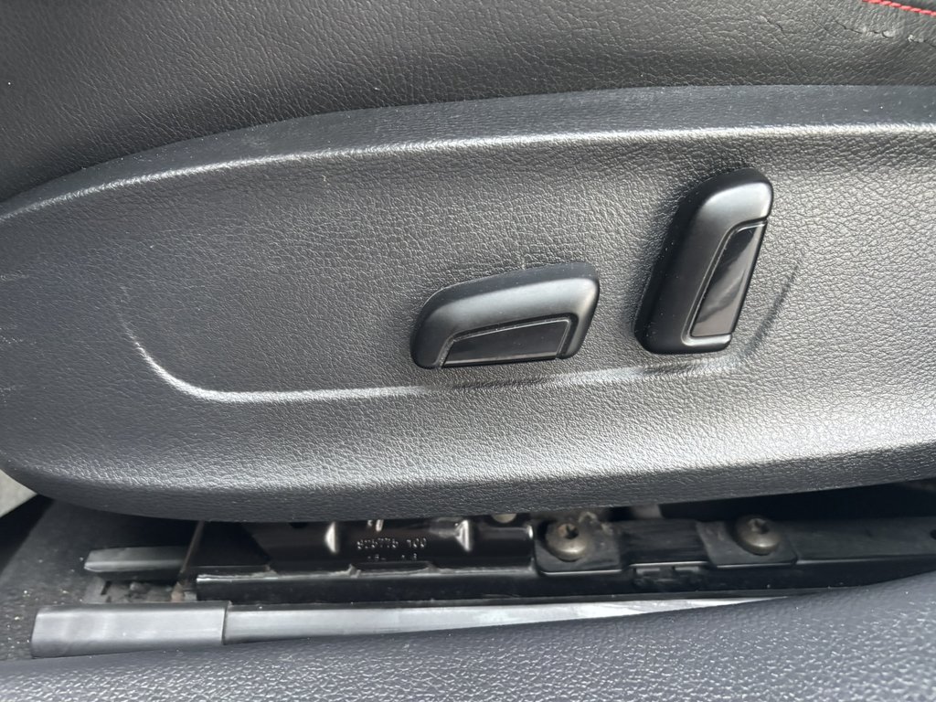 Volkswagen Jetta Sedan 4dr 2.0 TSI Man GLI Autobahn 2017 à Saint-Georges, Québec - 11 - w1024h768px
