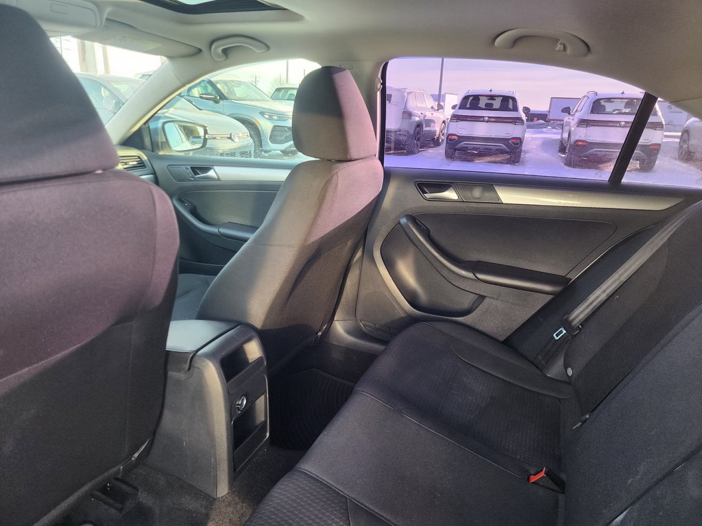 Volkswagen Jetta Trendline Auto 2015 à Saint-Georges, Québec - 8 - w1024h768px