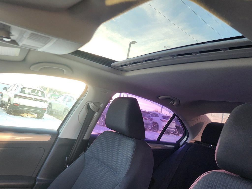 Volkswagen Jetta Trendline Auto 2015 à Saint-Georges, Québec - 12 - w1024h768px