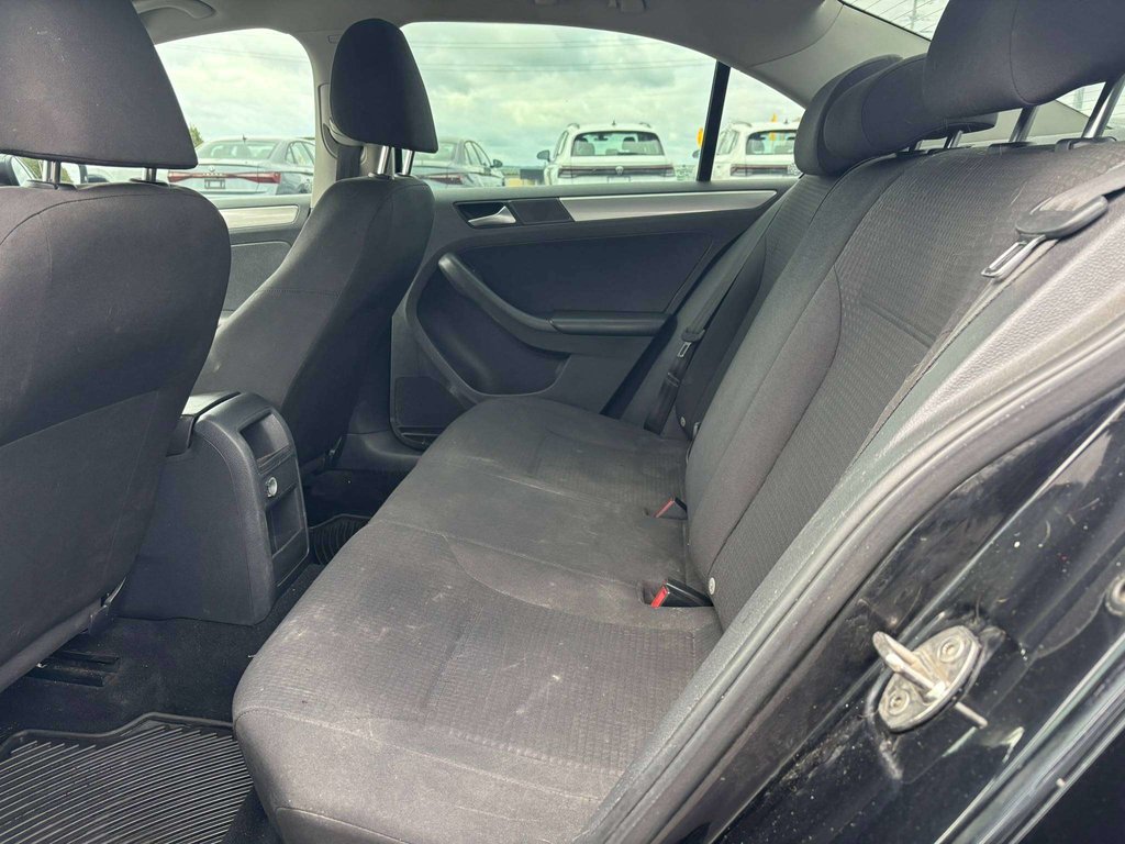 2016 Volkswagen Jetta Trendline in Saint-Georges, Quebec - 7 - w1024h768px