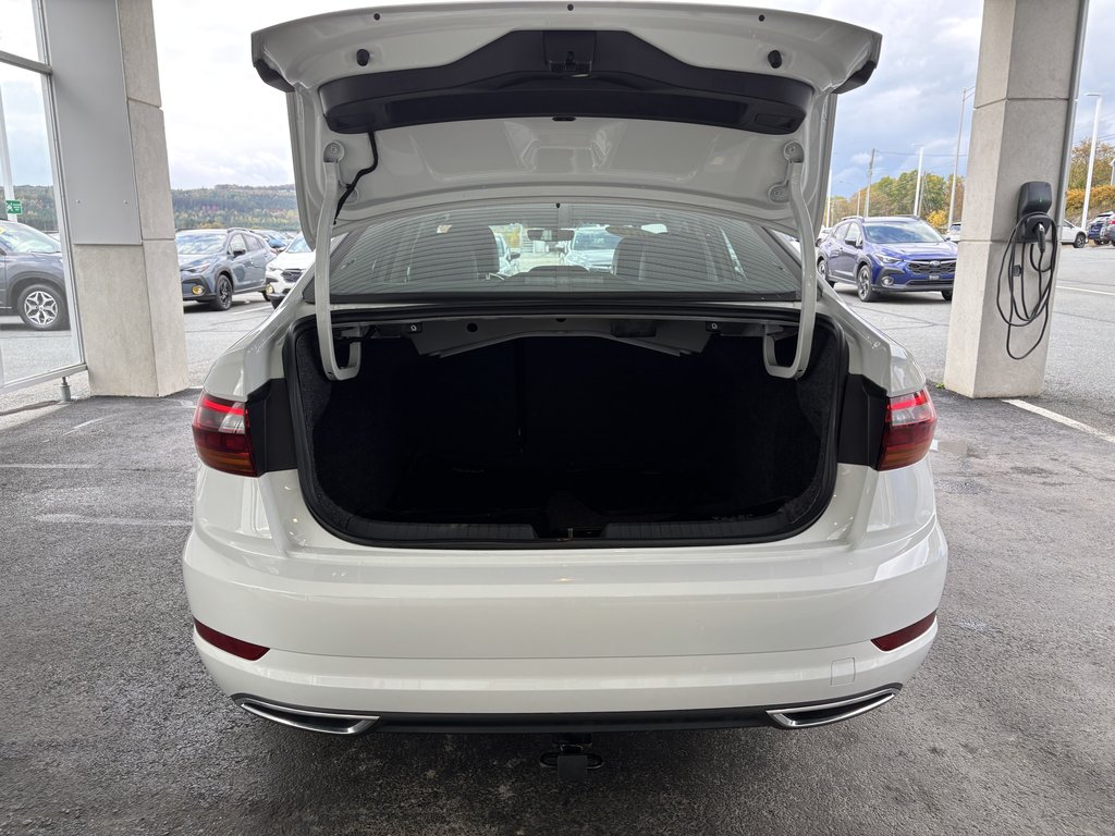 Volkswagen Jetta Execline Auto 2019 à Saint-Georges, Québec - 24 - w1024h768px