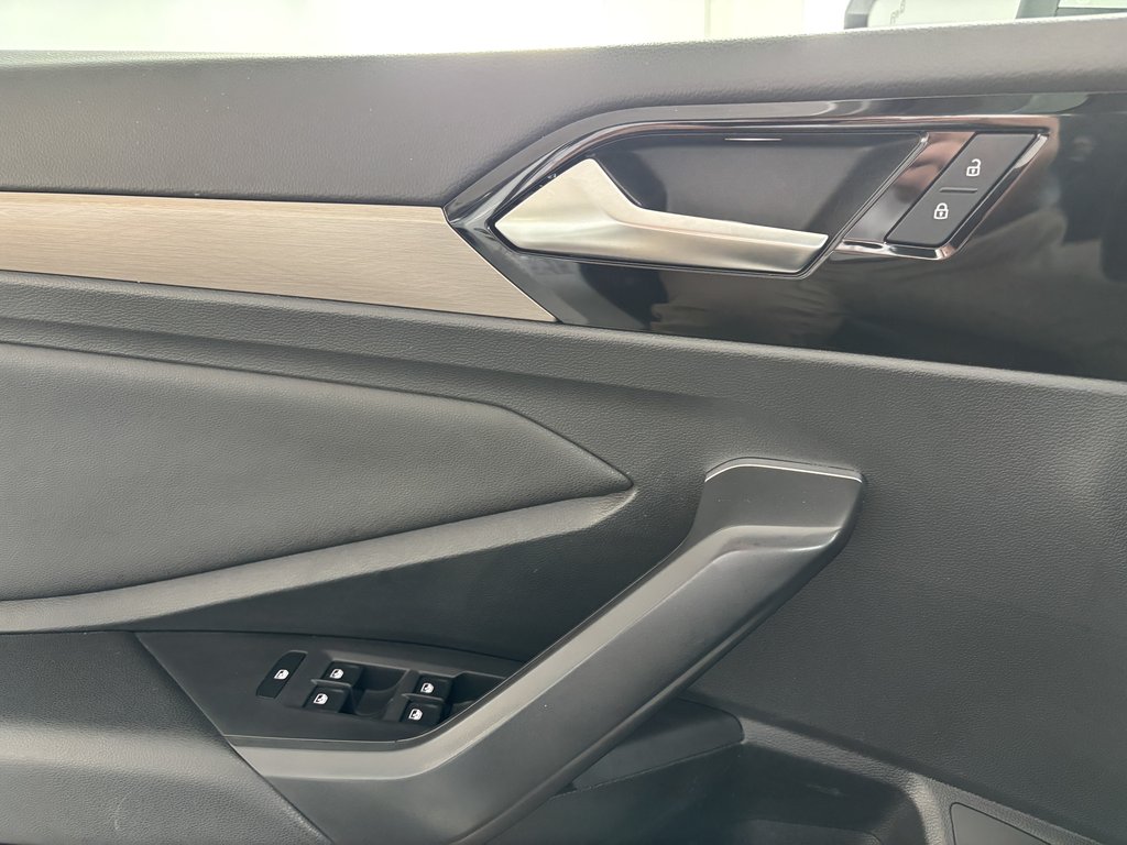 Volkswagen Jetta Execline Auto 2019 à Saint-Georges, Québec - 19 - w1024h768px