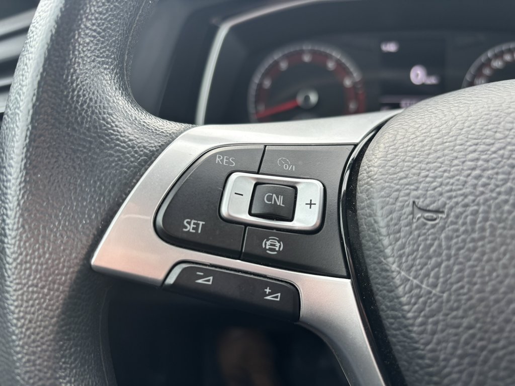 Volkswagen Jetta Comfortline Manual 2019 à Saint-Georges, Québec - 13 - w1024h768px