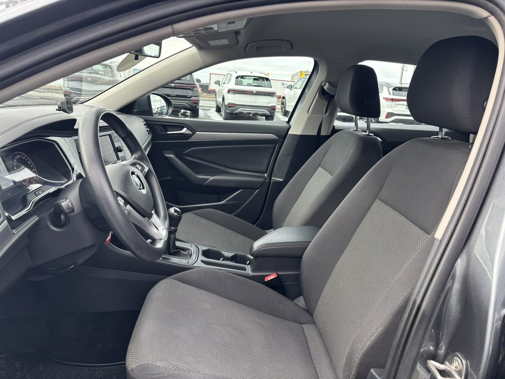Volkswagen Jetta Comfortline Manual 2019 à Saint-Georges, Québec - 10 - w1024h768px