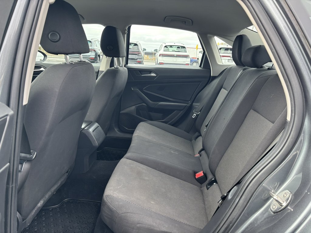 Volkswagen Jetta Comfortline Manual 2019 à Saint-Georges, Québec - 9 - w1024h768px