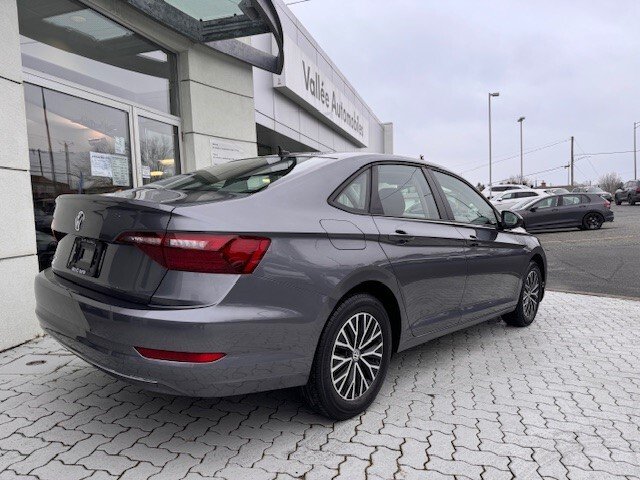 2021  Jetta Comfortline Auto in Saint-Georges, Quebec - 2 - w1024h768px