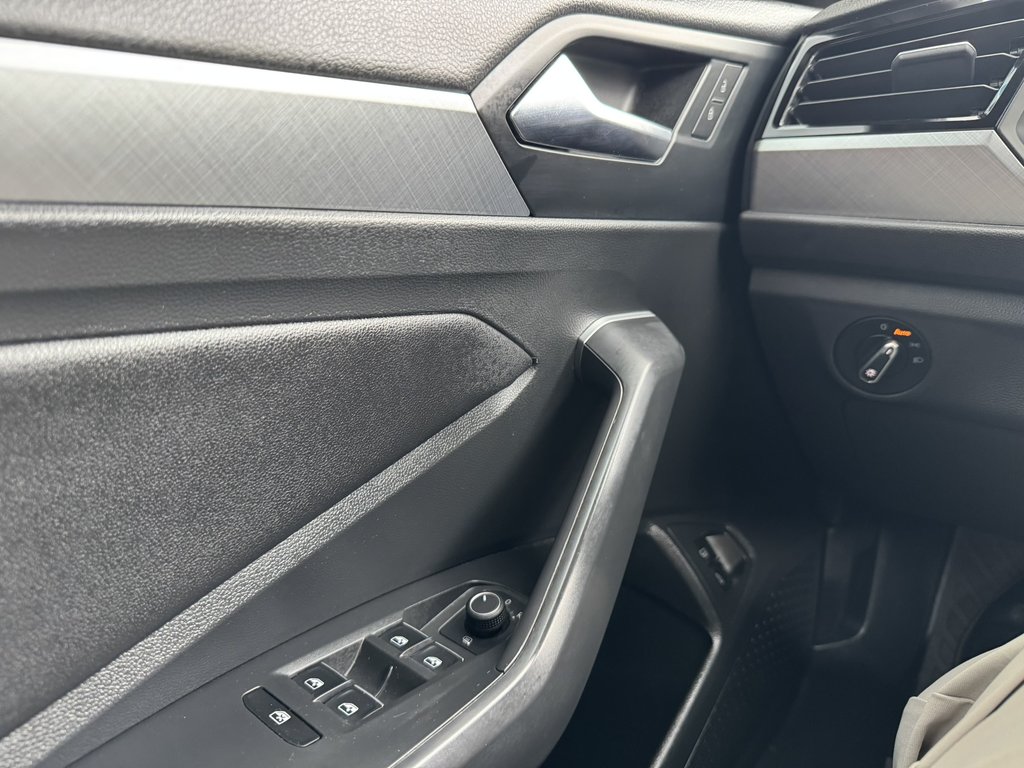 Volkswagen Jetta Comfortline Auto 2022 à Saint-Georges, Québec - 16 - w1024h768px