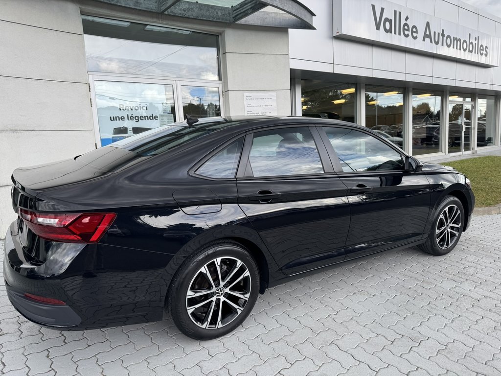 Volkswagen Jetta Comfortline Auto 2022 à Saint-Georges, Québec - 3 - w1024h768px