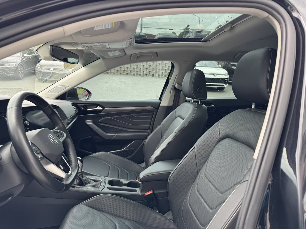 Volkswagen Jetta Highline Auto 2023 à Saint-Georges, Québec - 7 - w1024h768px