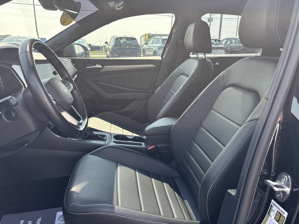 Volkswagen Jetta Comfortline Auto 2023 à Saint-Georges, Québec - 10 - w1024h768px