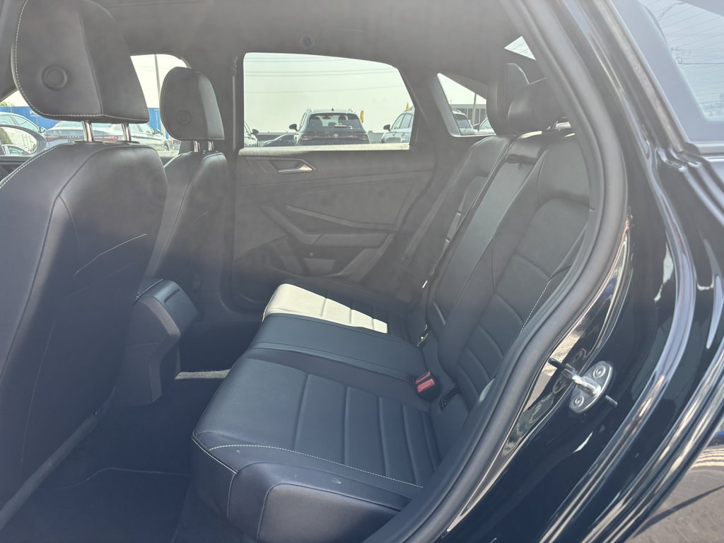 Volkswagen Jetta Comfortline Auto 2023 à Saint-Georges, Québec - 9 - w1024h768px
