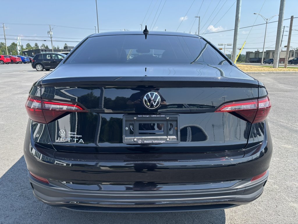 Volkswagen Jetta Comfortline Auto 2023 à Saint-Georges, Québec - 6 - w1024h768px