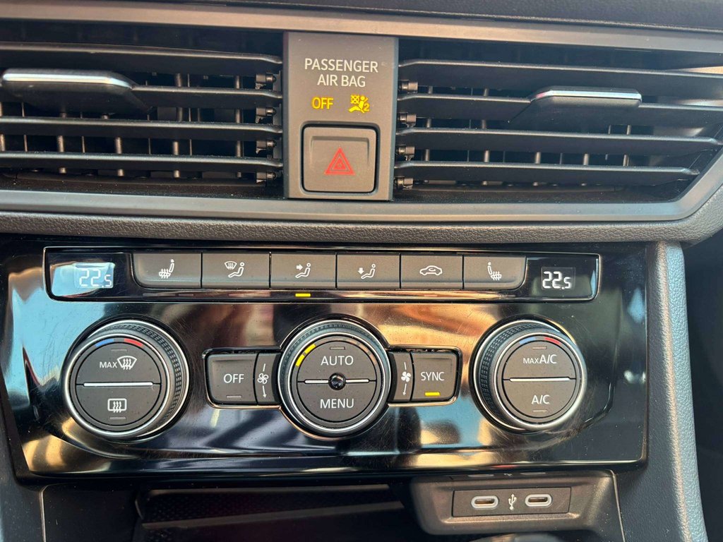 2023 Volkswagen Jetta Comfortline Groupe Sport in Saint-Georges, Quebec - 16 - w1024h768px
