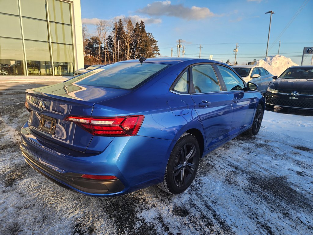 Volkswagen Jetta Comfortline Auto 2024 à Saint-Georges, Québec - 3 - w1024h768px