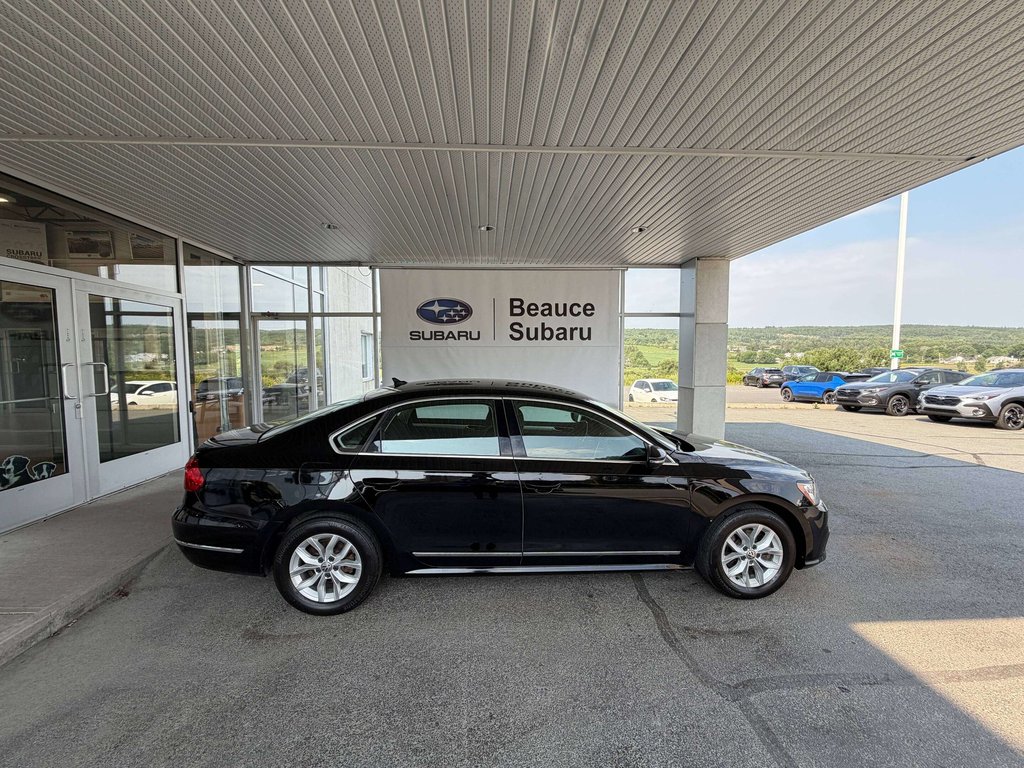 2016 Volkswagen Passat Trendline in Saint-Georges, Quebec - 2 - w1024h768px