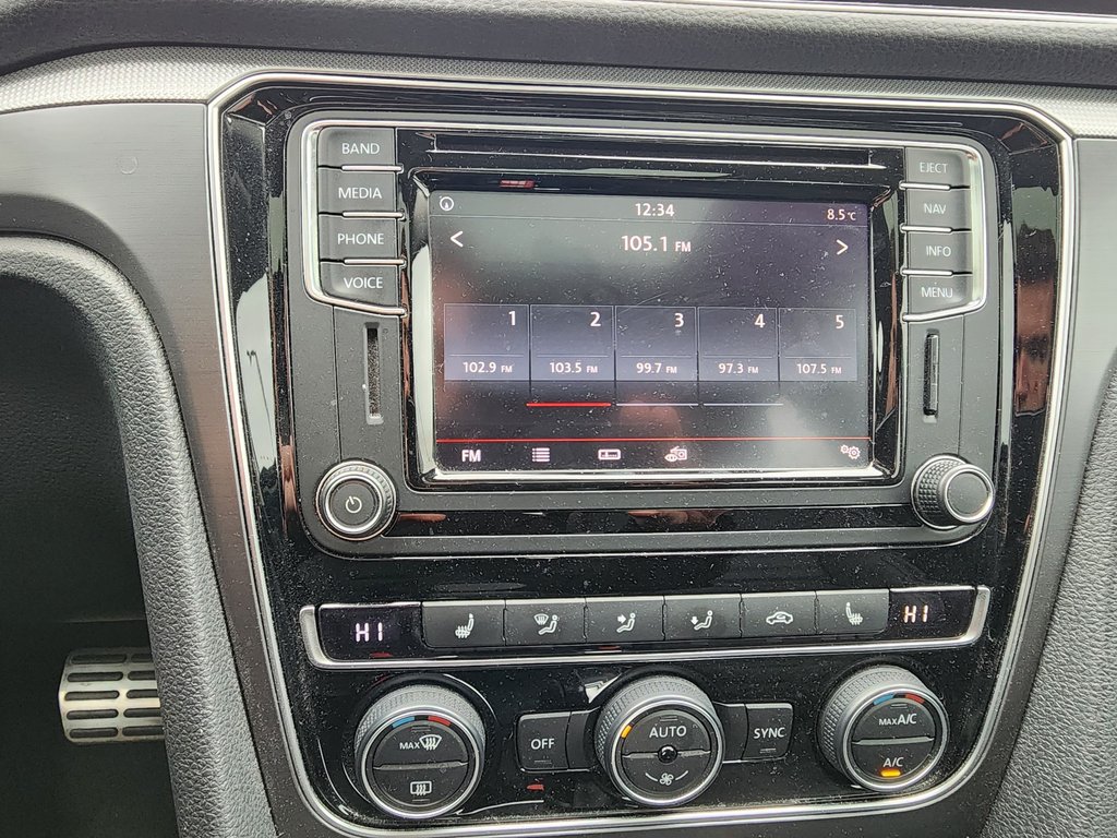 Volkswagen Passat 4dr Sdn 1.8 TSI Auto Highline 2017 à Saint-Georges, Québec - 17 - w1024h768px