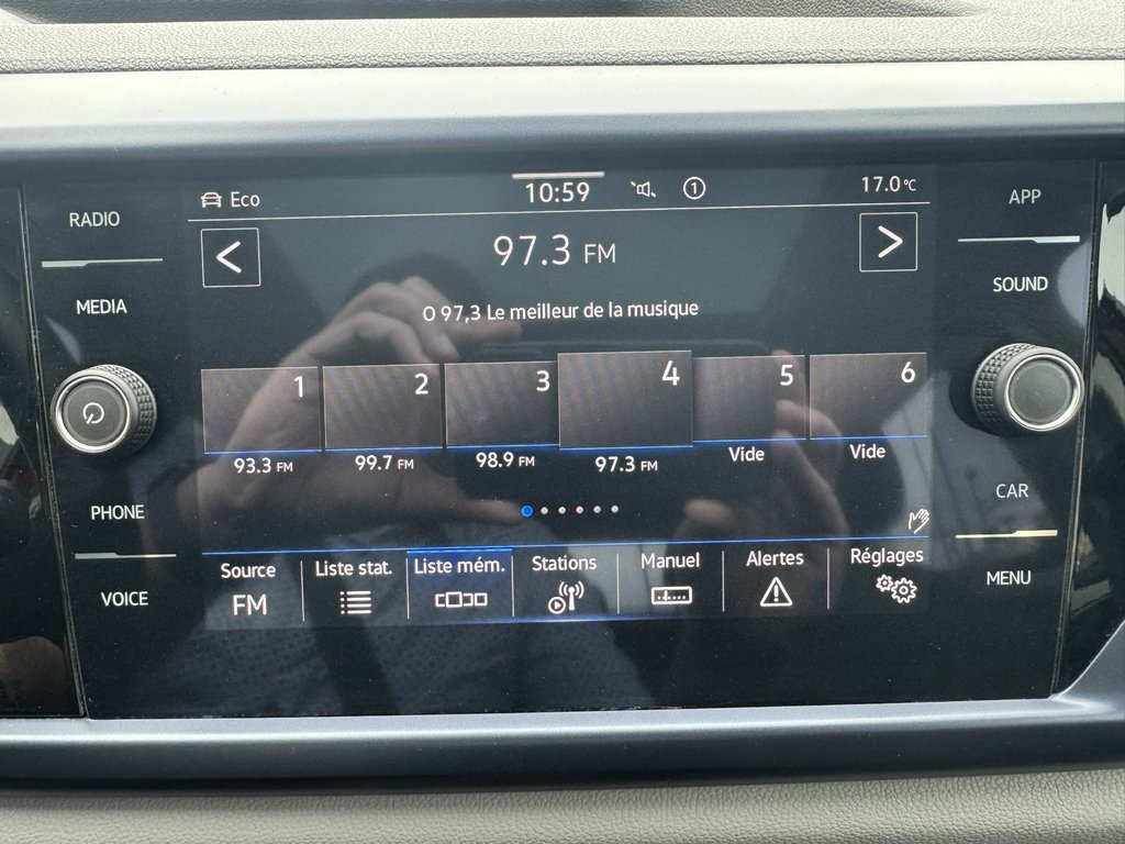 2022 Volkswagen Taos Comfortline 4MOTION in Saint-Georges, Quebec - 12 - w1024h768px