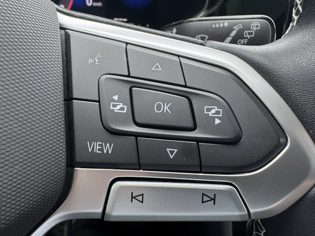2022 Volkswagen Taos Comfortline 4MOTION in Saint-Georges, Quebec - 17 - w1024h768px